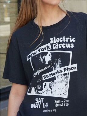 Brandy Melville Black Electric Circus New York Graphic Tee